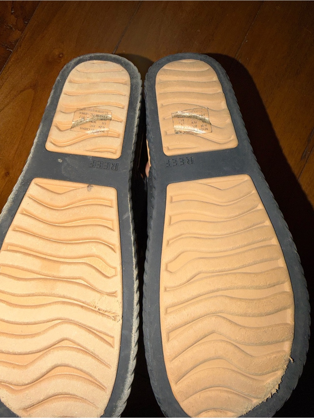 Reef Black Strap Sandals with Tan Footbed - Picture 3 of 5